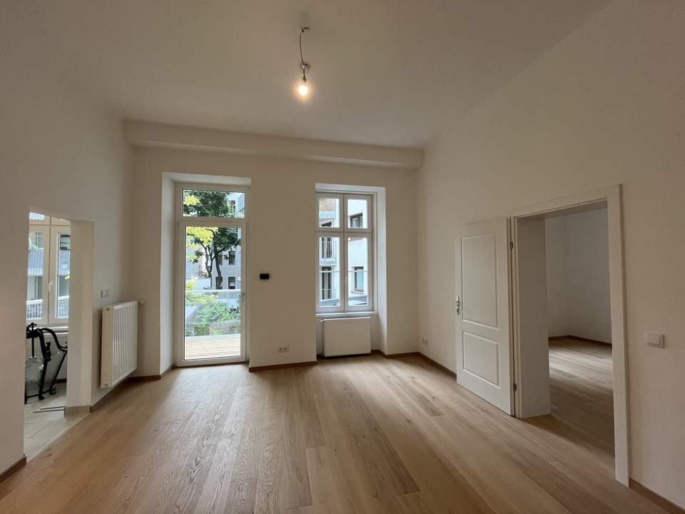 1030! Sehr schöne ALTBAUWOHNUNG MIT BALKON nahe U3/Kardinal Naglplatz!