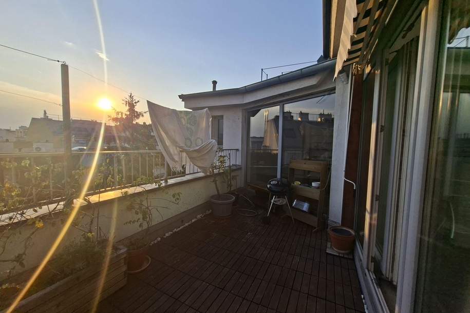 Familien-Hit: Sonnendurchflutete Dachgeschoss-Wohnung, Wohnung-kauf, 740.000,€, 1150 Wien 15., Rudolfsheim-Fünfhaus