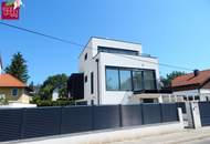 Villa mit Pool, voll unterkellert – mit Top-Ausstattung