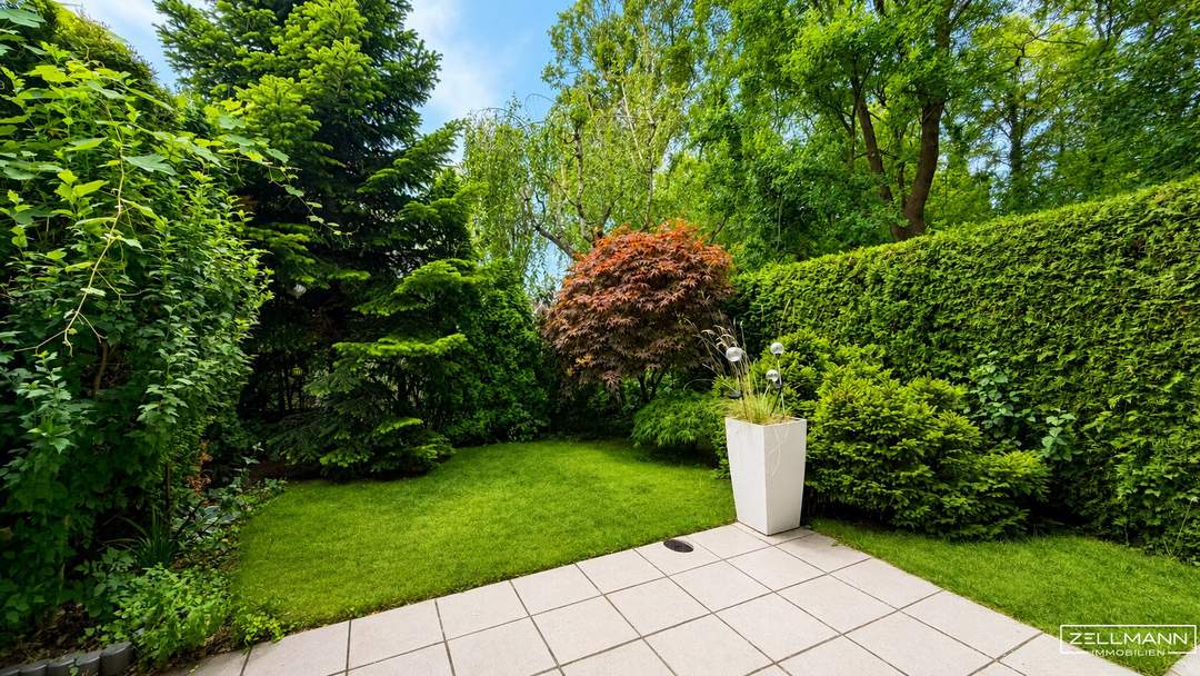 Abseits der Straße, mitten im Grünen – großzügiges Reihenhaus in absoluter Ruhelage | ZELLMANN IMMOBILIEN