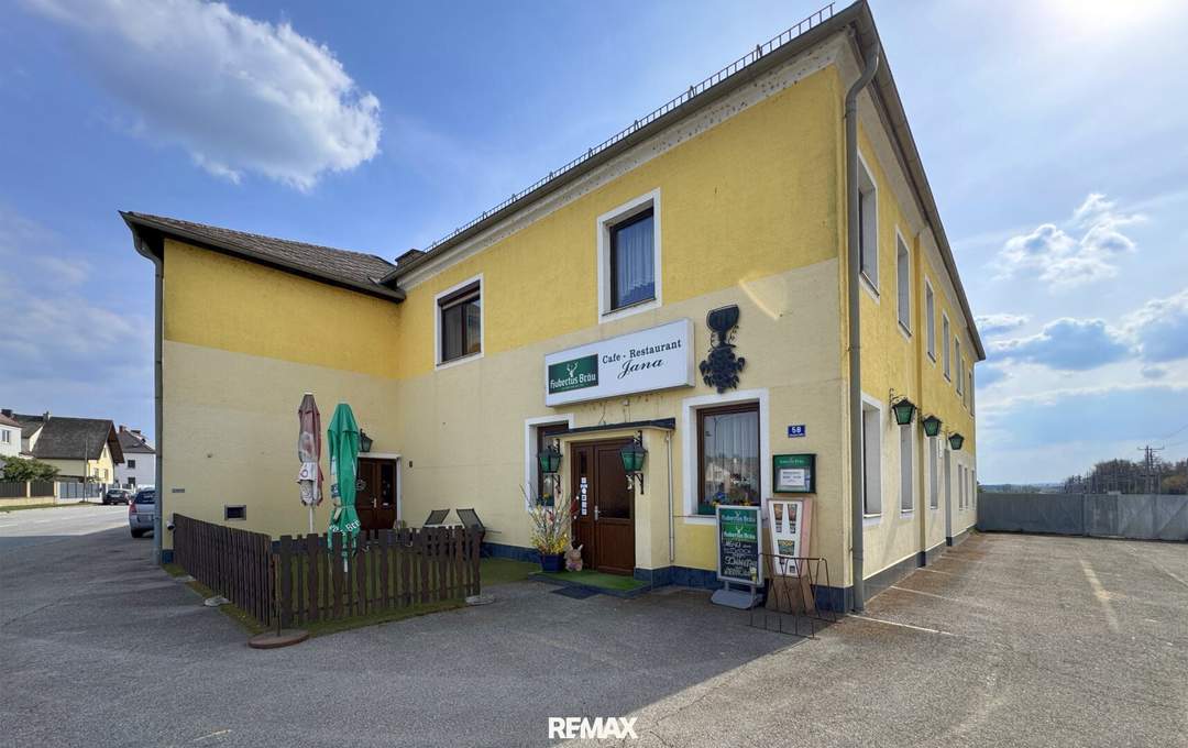 Wohnhaus mit Gastronomiebetrieb und Zimmervermietung