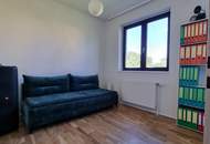 LIEBEVOLLER BUNGALOW MIT GEPFLEGTEM GARTEN IN TRAUMHAFTER RUHELAGE