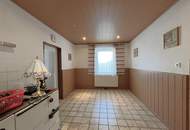 Platz für Alle! Haus mit Garten, Doppelgarage und Hütte!