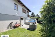 Zuhause am Schafberg: Bungalow mit Pool &amp; zusätzlichem Grundstück