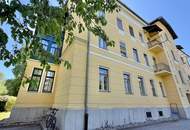 VILLACH-STADT: Charmante Altbauwohnung in stilvoller Villa in zentrumsnaher Lage
