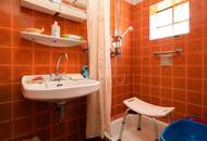 Sanierungsbedürftiges Haus in Untersiebenbrunn! Rohdachboden mit Ausbaupotential!