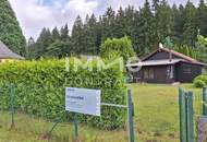 Sonniges Grundstück mit Gartenhütte