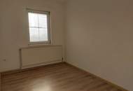 TOP-Standort! ca. 340m² Büro & Lagerflächen