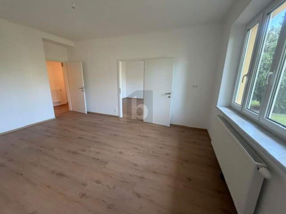 FRISCH GENERALSANIERTE MIT ZUSÄTZLICHEM MANSARDENZIMMER