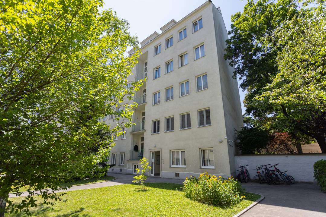 Ruhige 2-Zimmer-Wohnung mit Blick ins Grüne in 1110 Wien
