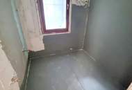 Neu - Erstbezug mit U-Bahn ums Eck! Perfekt aufgeteilte 3-Zimmer + Grüner Innenhof + Ruhelage + Schönes Altbauhaus + TOP Infrastruktur und Anbindung! Jetzt zugreifen!