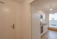 Nähe U1 Kagraner Platz: ruhig, modern, hofseitige Dachgeschosswohnung mit Balkon &amp; Stellplatz // ab 1.3.25