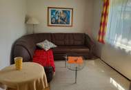 Renovierungsbedürftiges Einfamilienhaus mit Charme in sonniger Lage in Afling