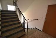 Sofortbezug: Sonnige DG Wohnung