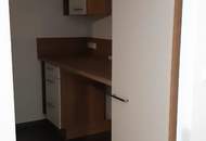 15363 Unbefristete Miete; NEU RENOVIERT in Zentrumsnähe