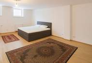 Luxuriöses Refugium in Döbling – Architektonisches Einfamilienhaus mit Pool, Garten &amp; Ausbaureserve