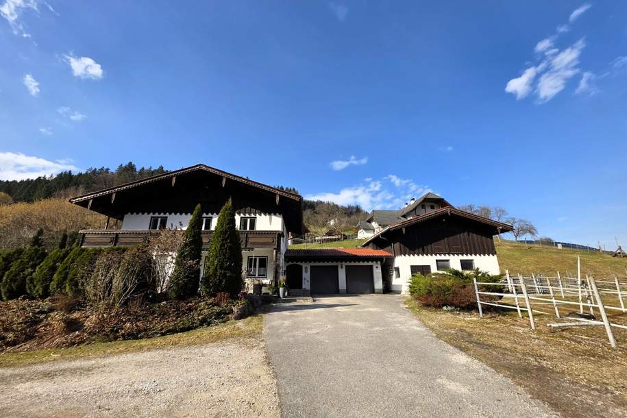 Mehr als ein Zuhause: Ein Refugium für Mensch und Tier - Zweifamilienhaus mit Doppelgarage und Stallgebäude, Haus-kauf, 980.000,€, 4814 Gmunden