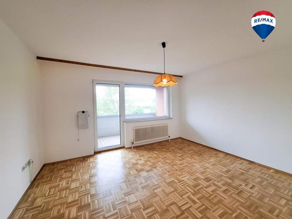 Lichtdurchflutete 2-Zimmer-Wohnung mit Loggia & eigenem Garagenstellplatz in Leonding