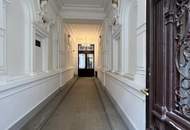 Bandgasse / Sanierungsbedürftige 2 Zimmer Wohnung Dachgeschoß / Charmanter Altbau