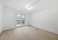 Erstbezug nach Renovierung (EG) und 26.849 m² Land (Tierhaltung erlaubt) !