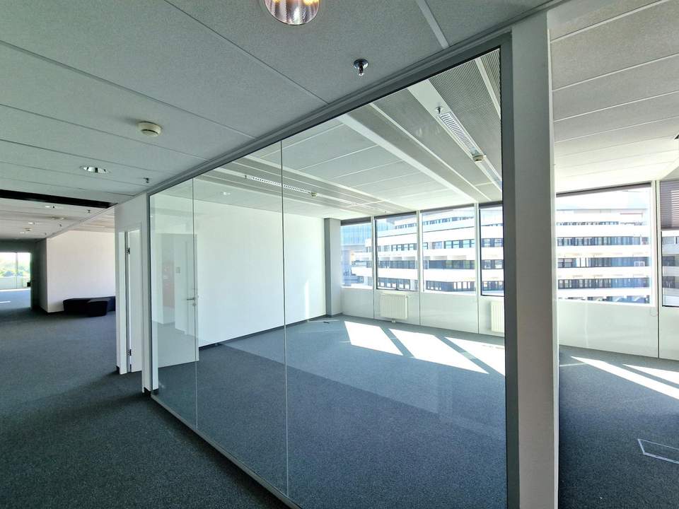 13.OG ++ Bürofläche im SATURN -TOWER