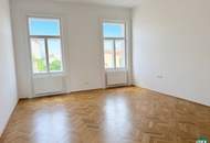 Erstbezug nach Sanierung: Traumhafter 4-Zimmer-Altbau mit moderner Ausstattung