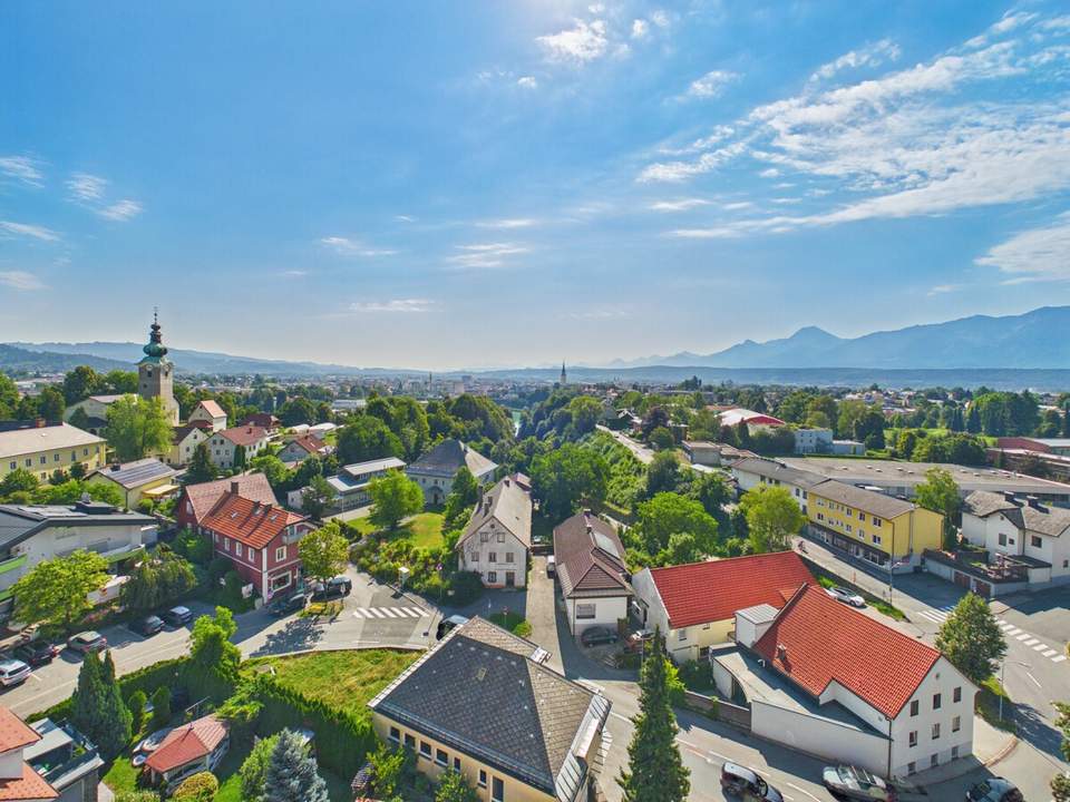 Wohnen über den Dächern von Villach – 3 Zimmer-Wohnung mit Loggia und Bergblick in St. Martin
