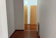 3 Zimmer Wohnung plus Loggia und Lift