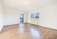 Ländlich. Ruhig. Durchdacht. Reihenhaus mit großem Garten &amp; zwei Garagen