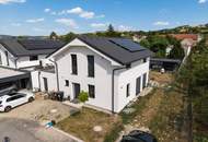Einfamilienhaus mit großzügigem Wohnkonzept, Pool und attraktivem Außenbereich