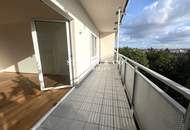 SONNIGES BALKONAPARTMENT MIT TRAUMBLICK