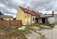 Solides Einfamilienhaus mit Potential auf großem Grundstück