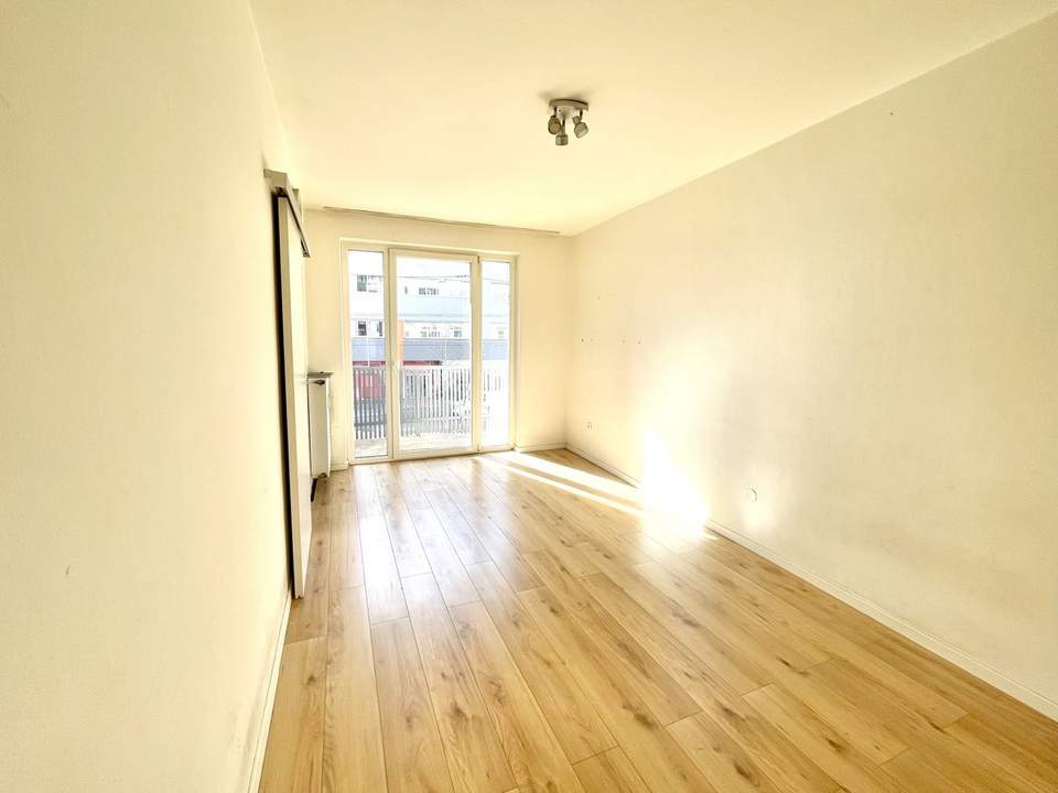 GRAZ-EGGENBERG: helle 1,5-Zimmer-Mietwohnung mit Balkon!