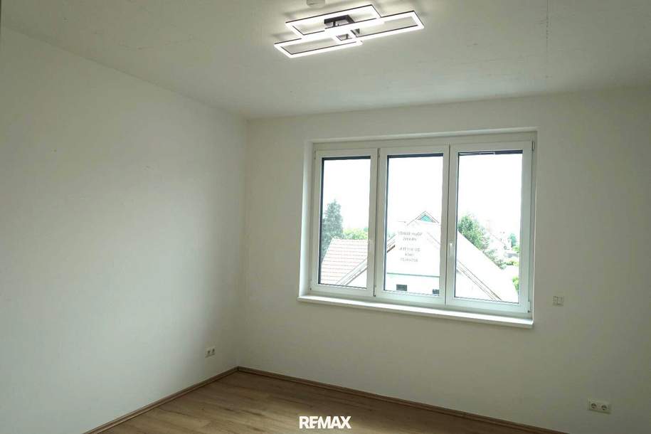 Günstig gelegene Arztpraxis / Therapeutenpraxis / Ordination / Büro - Zentrumsnahe, Barrierefrei, Gewerbeobjekt-miete, 1.506,00,€, 7350 Oberpullendorf