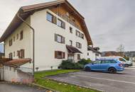 Zweistöckige Dachgeschosswohnung mit 5 Zimmern