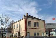 Moderne Betriebsliegenschaft mit Büro- und Lagerflächen sowie einem historischen Gebäude