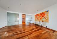 Einzigartiger Blick über Wien! Garconniere mit großem Balkon am Kahlenberg