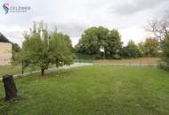 Gepflegtes Mehrfamilienhaus -7 Zimmer - ruhige Lage - uneinsehbarer Garten - großer Stadl - Super Preis-Leistung!!