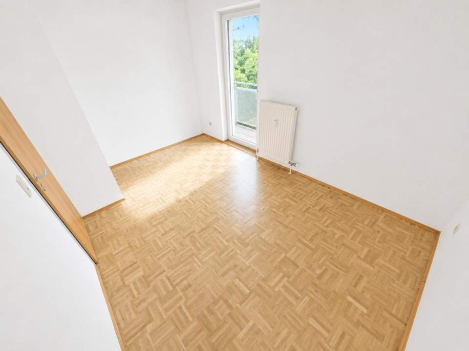 Moderne Neubauwohnung mit Balkon in zentraler Lage