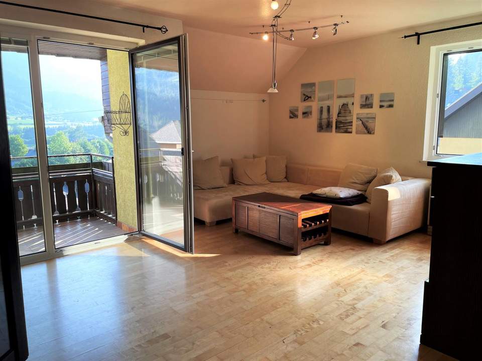 Am Sonnenhang die AUSSICHT GENIESSEN