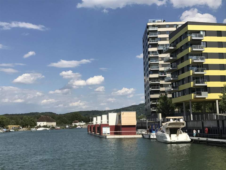 Sie haben den Überblick! Top Wohnung mit Donaublick und großen Balkon!