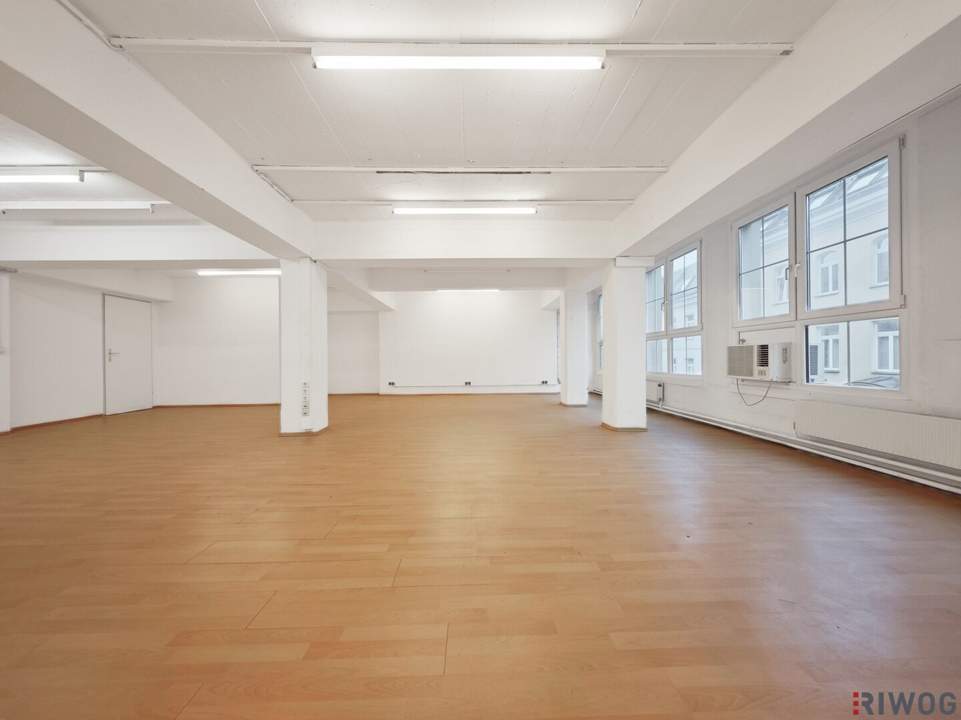 115m² Büro-/Ausstellungsfläche | frei einteilbar | mit Lastenaufzug | U-Bahhnähe | Teilflächen möglich