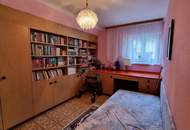 Vielseitiges Mehrfamilienhaus mit Charme und einladendem Garten