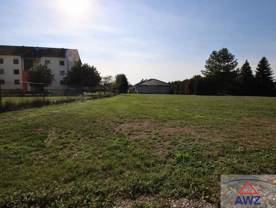Sonne, Freiheit &amp; kein Bauzwang: Ca. 700 m² machen, was sie wollen!