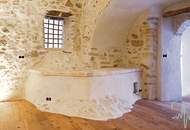 Historisches Altstadtjuwel mit Innenhof und 2 Weinkeller!