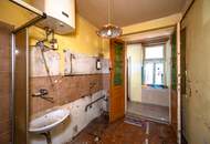 ++NEU++ 2-Zimmer Altbau-Wohnung (renovierungsbedürftig), viel Potenzial!