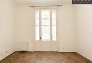 | AB SOFORT | ERSTBEZUG NACH SANIERUNG | SCHÖNER ALTBAU | NAHE ROCHUSMARKT | KEINE WGS | BESICHTIGUNGEN MÖGLICH