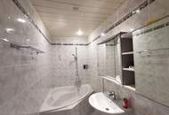 2-Zimmer-Wohnung mit kleinem hofseitigem Balkon, 5 Min Fußweg zum 1.Bz.!