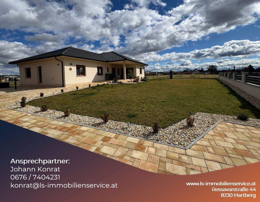 Großzügiges &amp; exklusives Familienhaus auf einer Ebene mit Garten und Nebengebäude