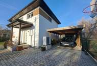 "Bereit für den Sommer im eigenen Haus mit Schwimmteich?"